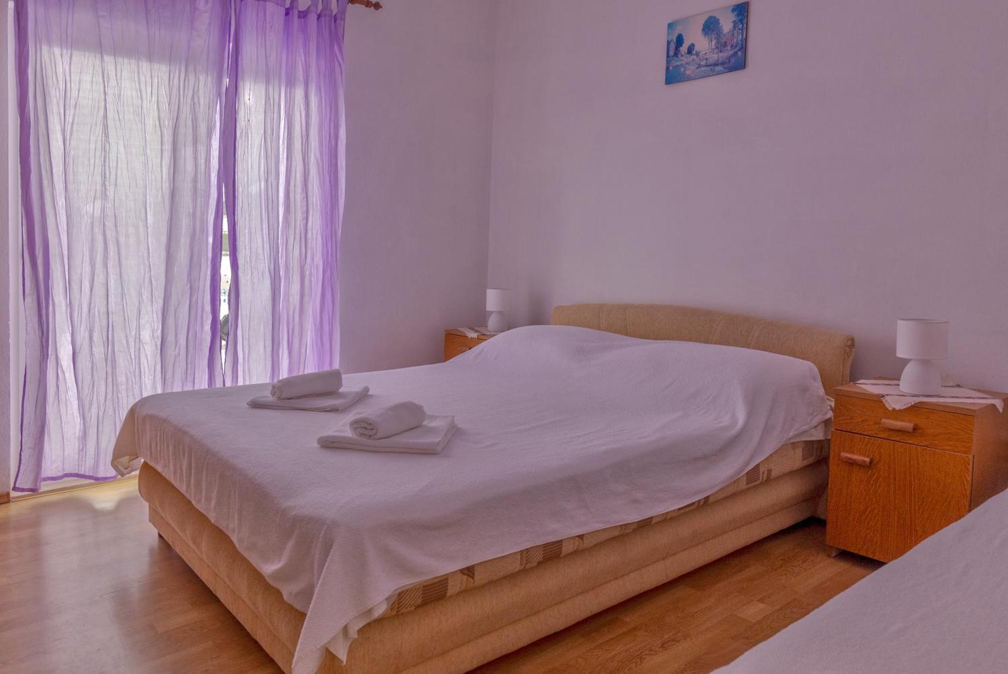 Apartments By The Sea Zuronja, Peljesac - 10137 Brijesta Екстер'єр фото